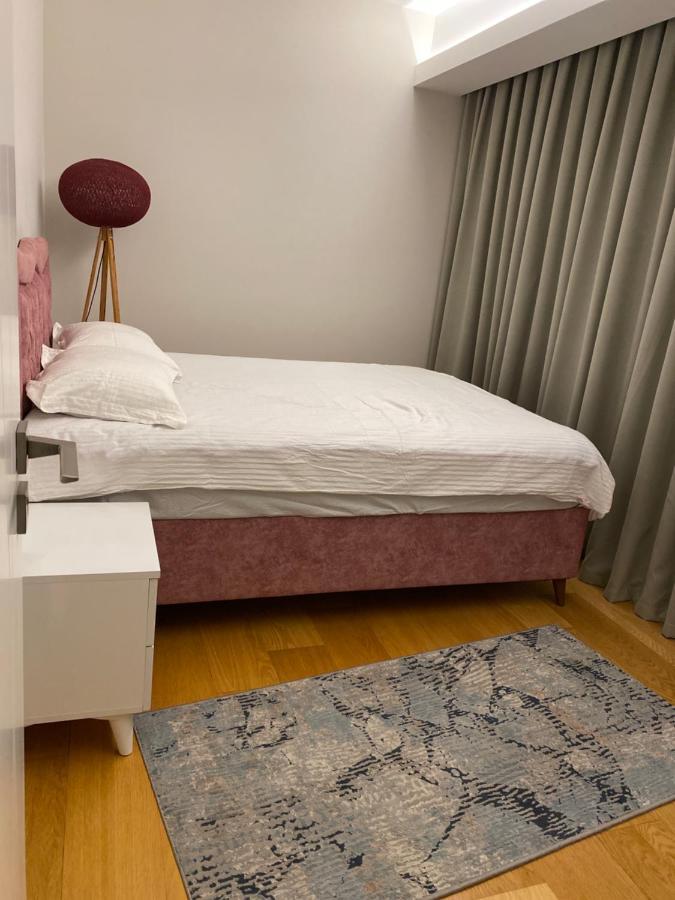 Ultra Lux Daire Apartment Istanbul Bagian luar foto